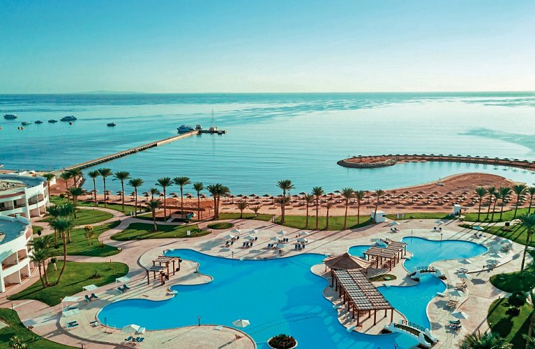 SUNRISE Alma Bay Resort