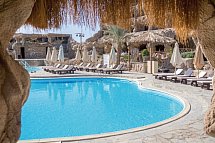Caves Beach Resort