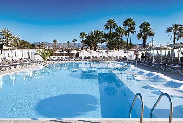 HL Miraflor Suites