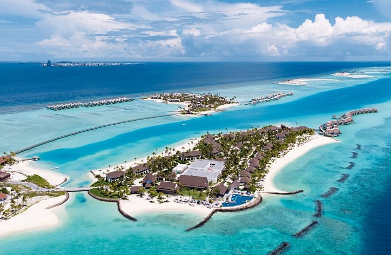 SAii Lagoon Maldives, Curio Collection by Hilton