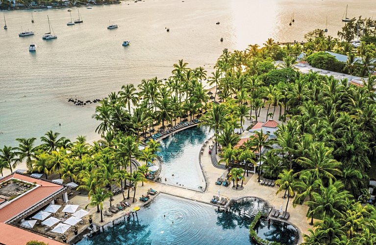 Mauricia Beachcomber Resort & Spa