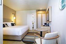 Mangia’s Sardinia Resort, Autograph Collection - Wohnbeispiel Doppelzimmer Classic Meerblick (Zimmercodierung DGM)