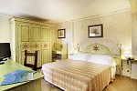 Colonna Beach Hotel