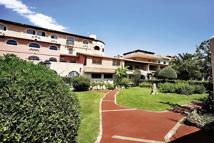 Colonna Beach Hotel