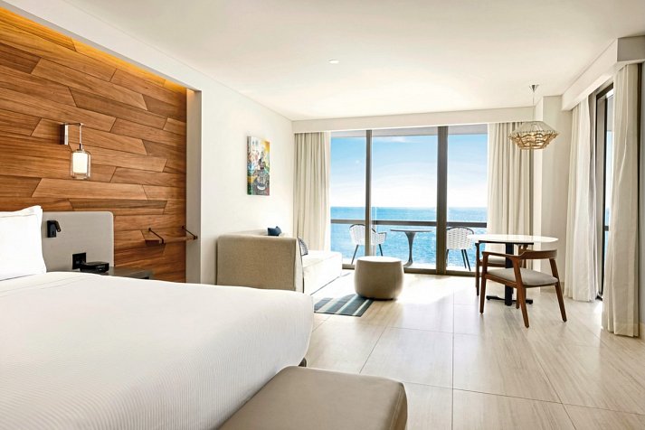 Hilton Cancun, an All Inclusive Resort - Wohnbeispiel Oceanfront King (Zimmercodierung UBO)