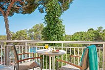 Iberostar Waves Club Cala Barca - Beispiel Balkon (Zimmercodierungen J1M & J2M)