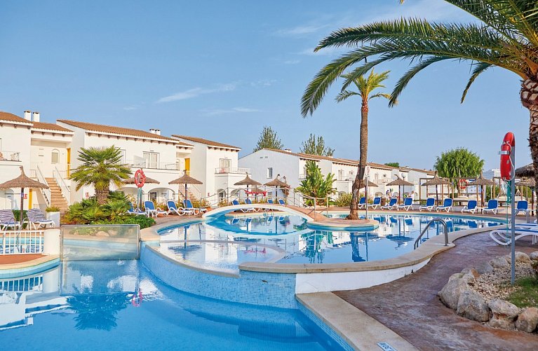 Seaclub Mediterranean Resort