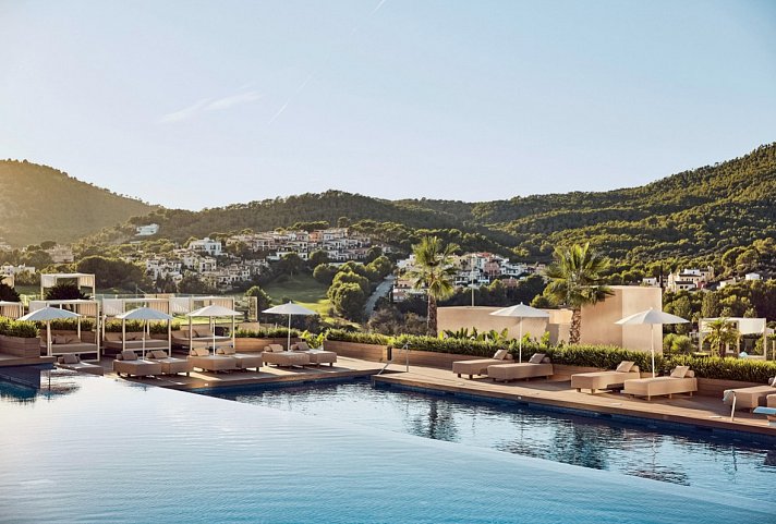 Zafiro Palace Andratx - Main Pool