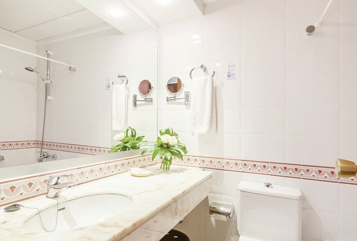 Voramar - Beispiel Bad (Zimmercodierungen DE1, EE1, DBN & DBM)