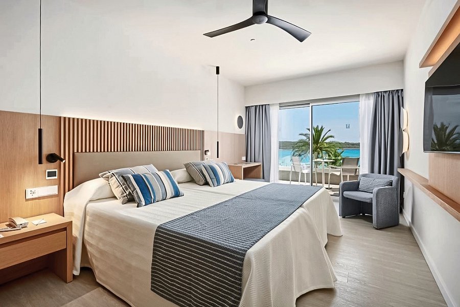 Hipotels Mediterraneo - Wohnbeispiel Doppelzimmer Premium Meerblick (Zimmercodierung DMM)