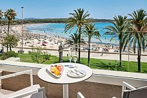 Hipotels Mediterraneo - Beispiel Balkon Doppelzimmer Premium Meerblick (Zimmercodierung DMM)