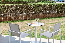 Hipotels Mediterraneo - Beispiel Terrasse Doppelzimmer (Zimmercodierung DB1)