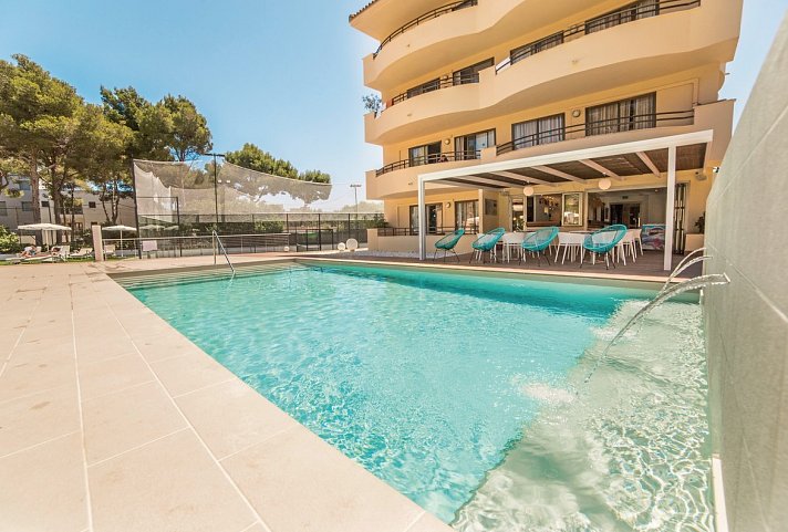 Petit Garden Hotel by Flacalco