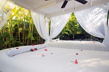 Coral Costa Caribe Beach Resort