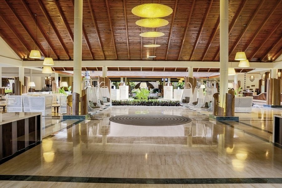 Grand Palladium Palace Resort & Spa - Lobby
