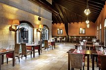 Grand Palladium Palace Resort & Spa - La Parrilla Restaurant