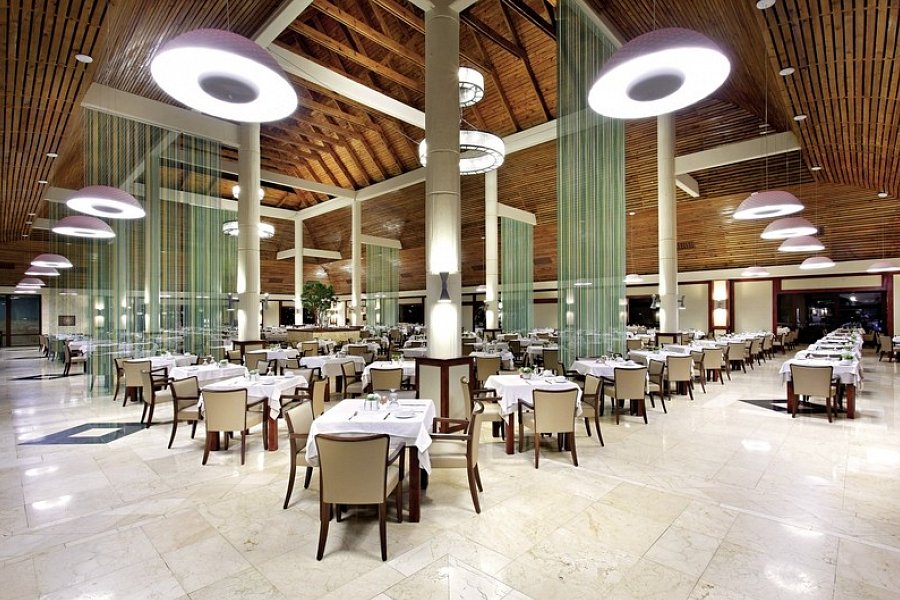 Grand Palladium Palace Resort & Spa - Catedral Restaurant