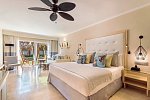 Grand Palladium Palace Resort & Spa