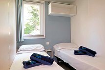 Lanterna Premium Camping Resort (by Happy Camp) - Wohnbeispiel Mobilheim Happy Premium (Zimmercodierungen CM1 & CM2)