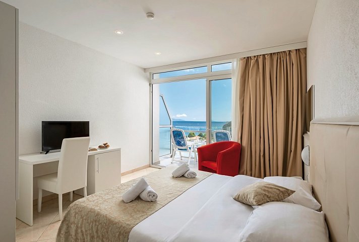 Hedera - Wohnbeispiel Doppelzimmer Meerseite 2 Pers. (Zimmercodierung D1C)