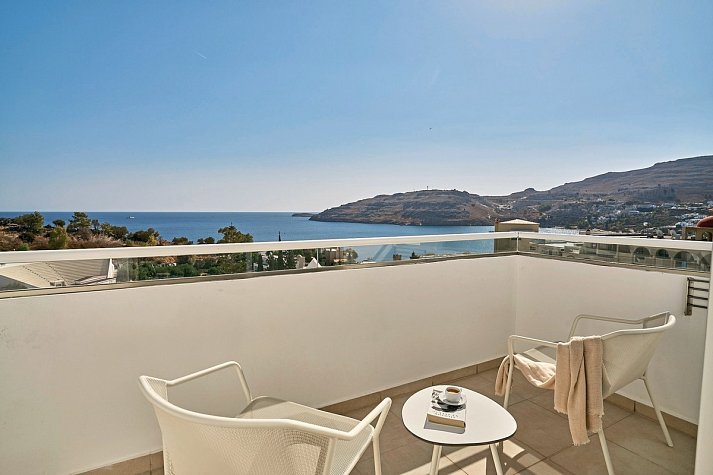 Lindos Village Resort & Spa - Wohnbeispiel Juniorsuite Meerblick (Zimmercodierung J1M)
