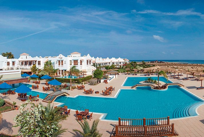 Lahami Bay Beach Resort & Gardens