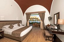 Akassia Swiss Resort - Wohnbeispiel Doppelzimmer Poolblick (Zimmercodierungen DGP & DCP)