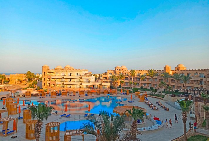 Utopia Beach Club