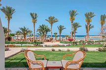 Royal Brayka Resort - Beispiel Terrasse Doppelzimmer Deluxe Meeresfront (Zimmercodierungen DDO & DCO)