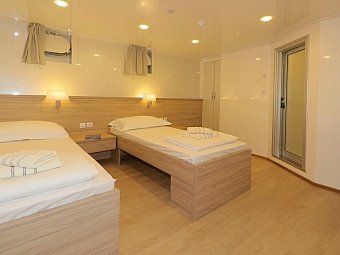 Blaue Reise Adria Kreuzfahrt ab/bis Trogir