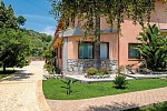 Villaggio Old River