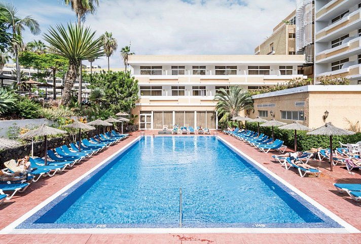 Blue Sea Puerto Resort