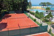 HVD Riviera Beach Hotel