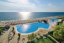 HVD Riviera Beach Hotel