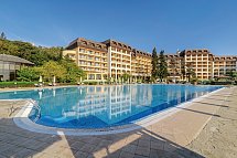 HVD Riviera Beach Hotel