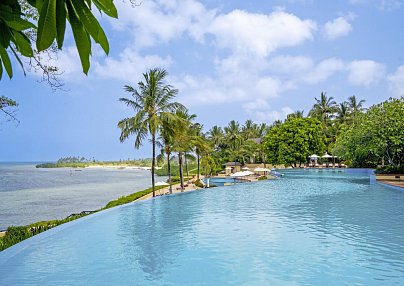 Sea Cliff Resort & Spa Mangapwani