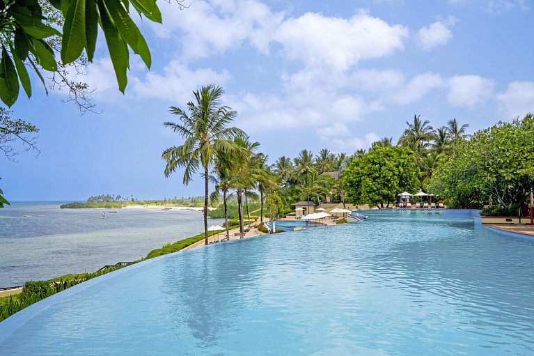 Sea Cliff Resort & Spa